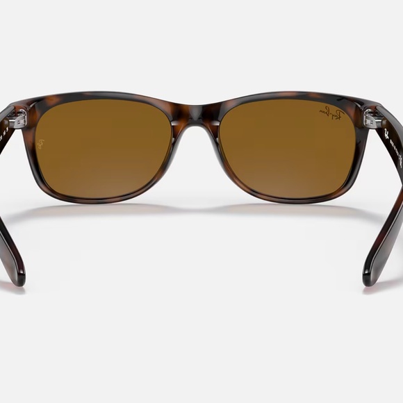 Ray-Ban New Wayfarer Classic sunglasses (RB2132 710 55-18) - Picture 8 of 12